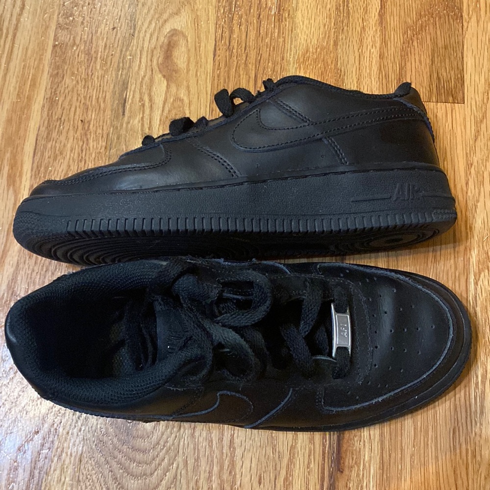 Nike Air Force 1 size 4.5 Youth in great condition